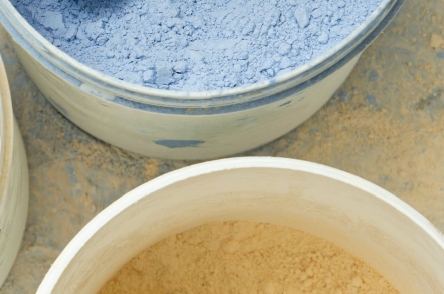 אבקות חשמל צהליות